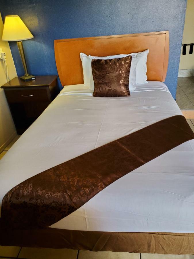 PineCrest Inn&Suites Flagstaff Extérieur photo